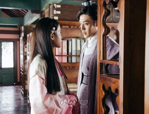 步步惊心丽在线观看1,穿越时空的浪漫传奇  第3张